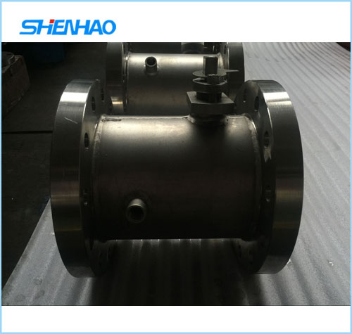 Jacket insulation ball valve